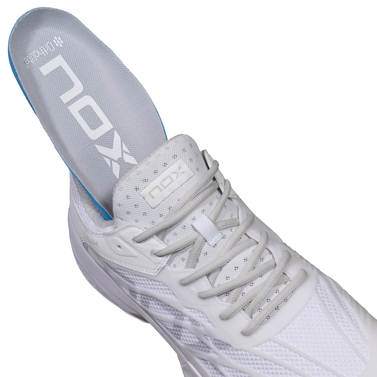 AT10 LUX Padelschuhe 38, weiss